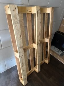 Pallets per stuk en Papier / Karton 1m3 ophalen in Almere