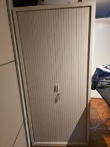 Bed met matras(sen) 2 pers. en Kasten t/m 400cm ophalen in Zutphen